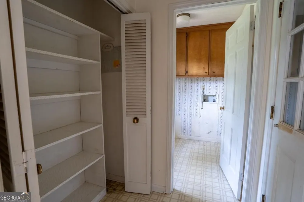1334 Sherri LN Sugar Hill, GA 30518