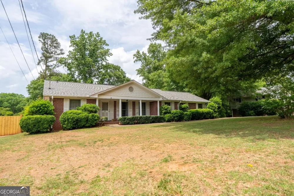 1334 Sherri LN Sugar Hill, GA 30518