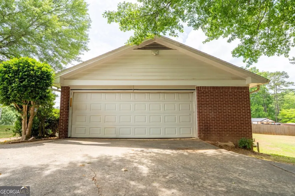 1334 Sherri LN Sugar Hill, GA 30518