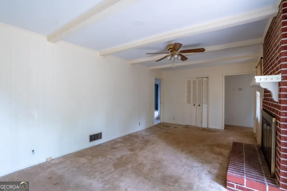 1334 Sherri LN Sugar Hill, GA 30518