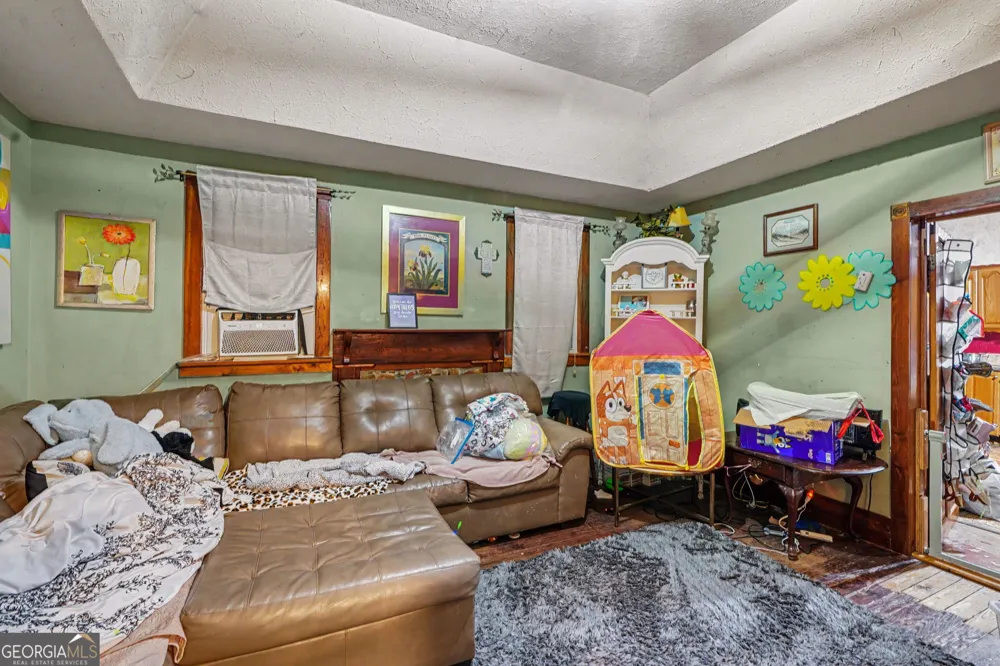22 S Broad ST Porterdale, GA 30014