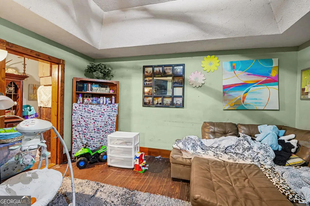 22 S Broad ST Porterdale, GA 30014