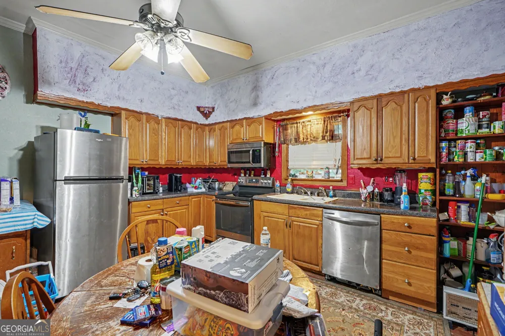 22 S Broad ST Porterdale, GA 30014