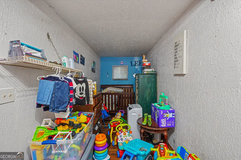 22 S Broad ST Porterdale, GA 30014