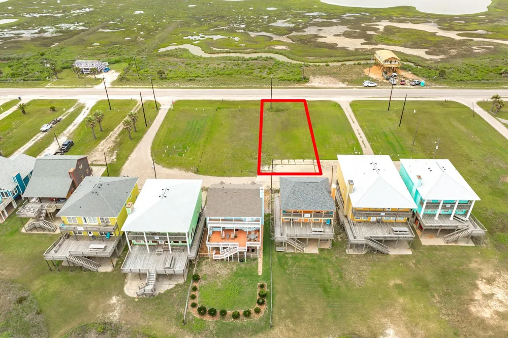 2442 Blue Water Highway Surfside Beach, TX 77541