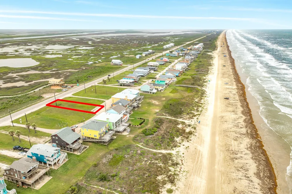 2442 Blue Water Highway Surfside Beach, TX 77541