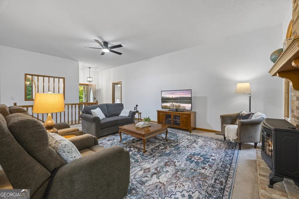 160 Quail Ridge DR Cleveland, GA 30528