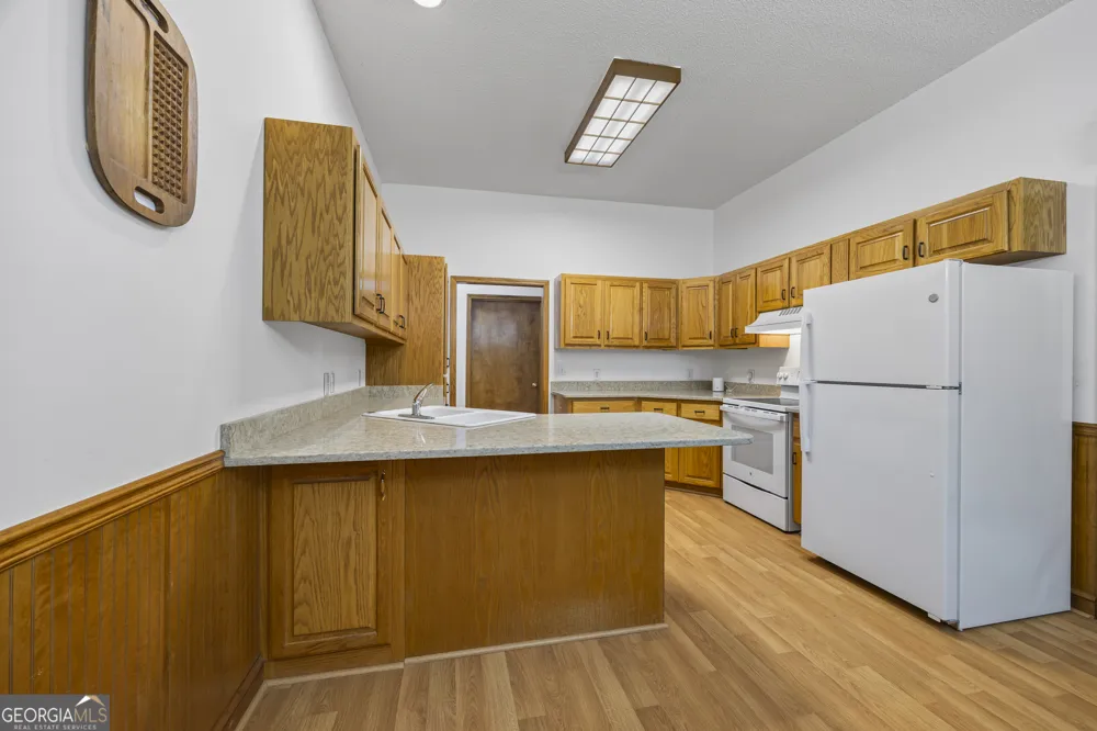 160 Quail Ridge DR Cleveland, GA 30528