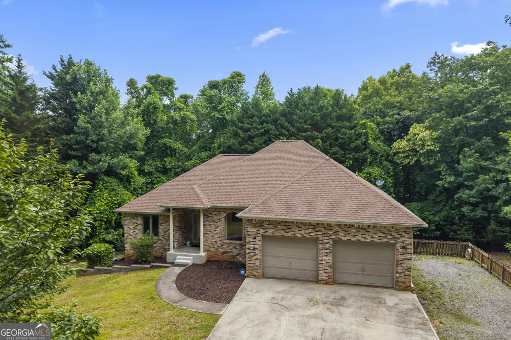 160 Quail Ridge DR Cleveland, GA 30528