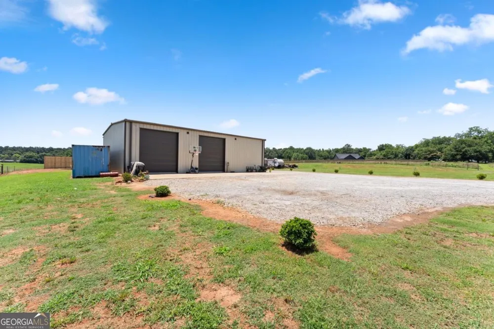 196 Adams Duncan RD Hull, GA 30646