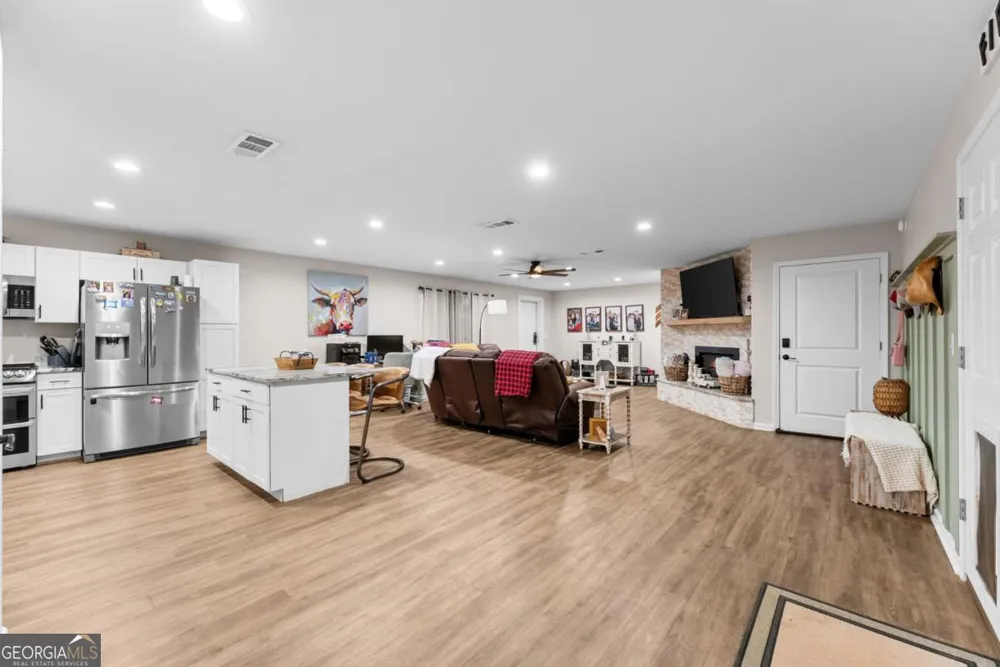 196 Adams Duncan RD Hull, GA 30646