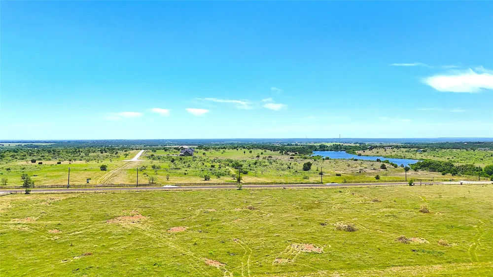 W Fm 52 Whitt, TX 76490