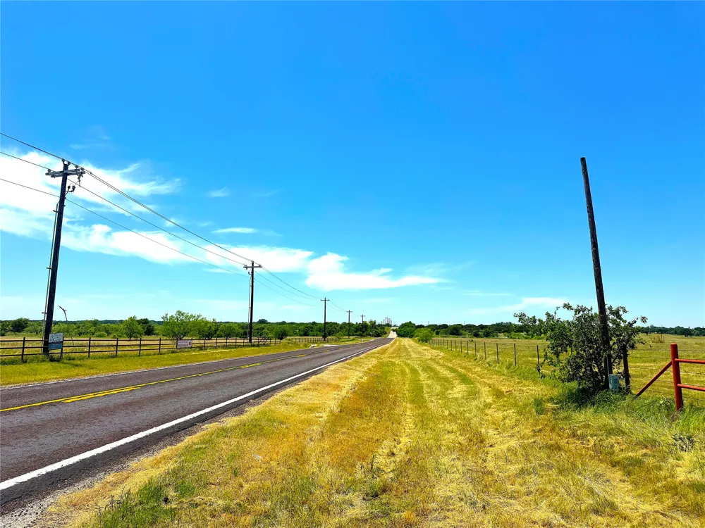 W Fm 52 Whitt, TX 76490