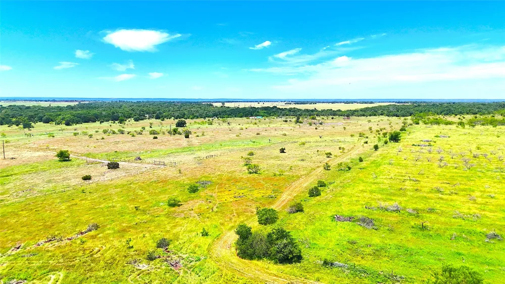 W Fm 52 Whitt, TX 76490