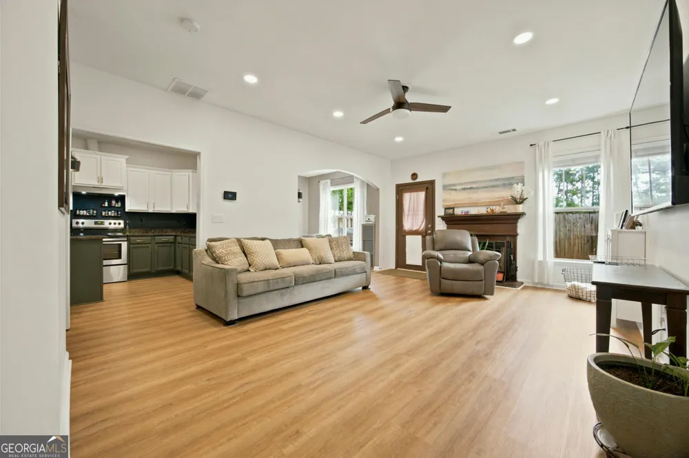 3210 Smith Ridge TRCE Peachtree Corners, GA 30071