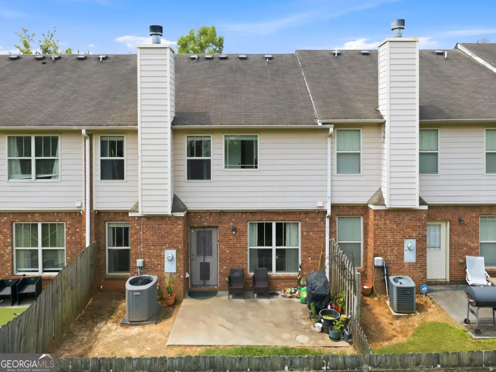 3210 Smith Ridge TRCE Peachtree Corners, GA 30071