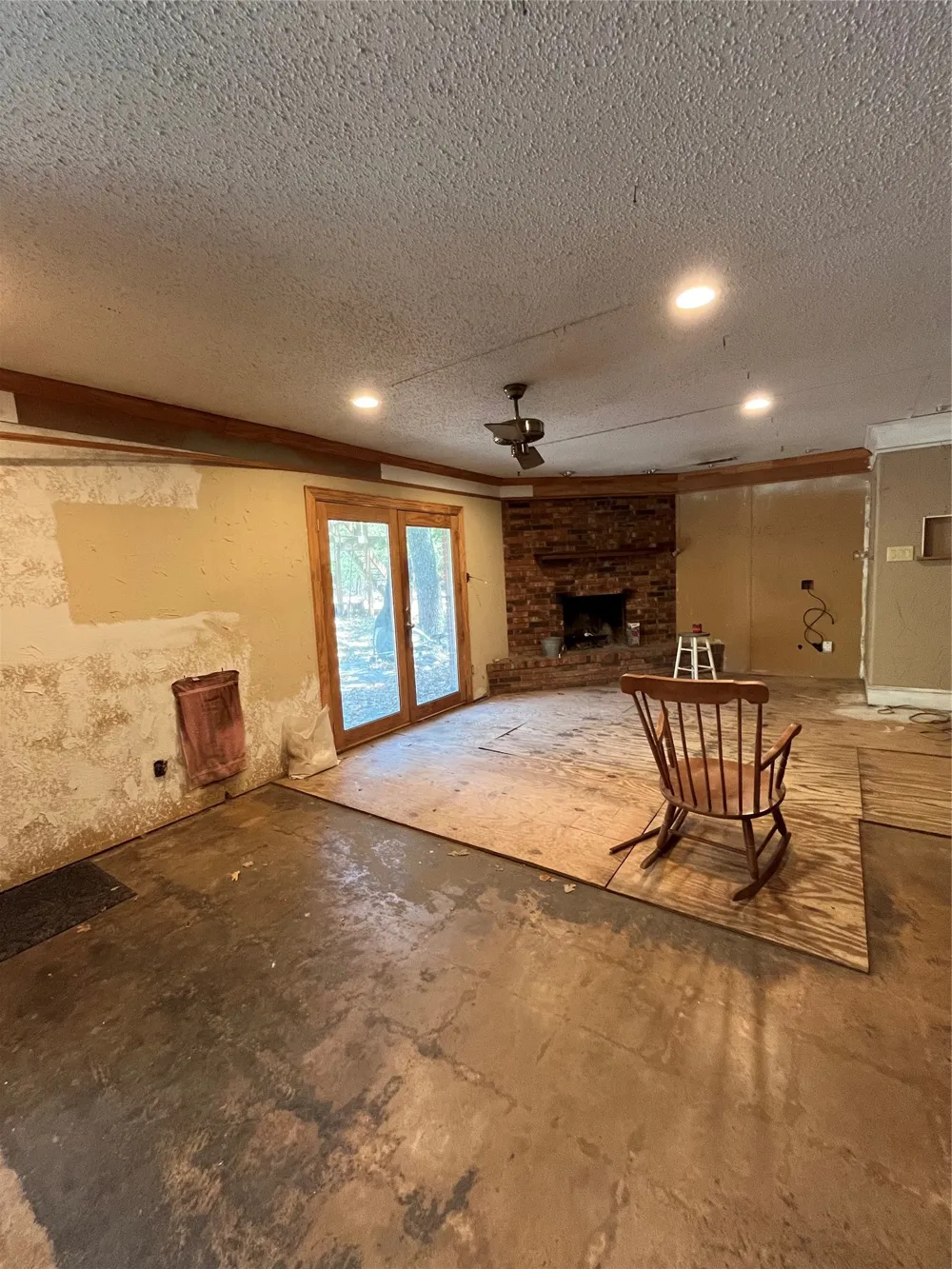 2320 Los Robles Drive Grapevine, TX 76051