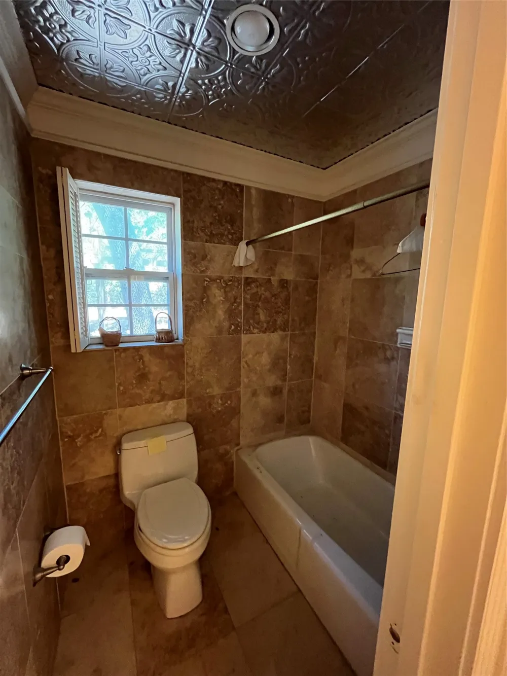 2320 Los Robles Drive Grapevine, TX 76051