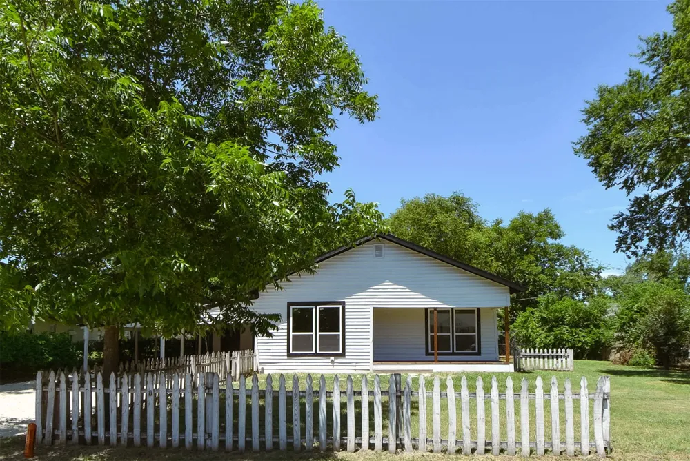 403 Gaither Street Glen Rose, TX 76043