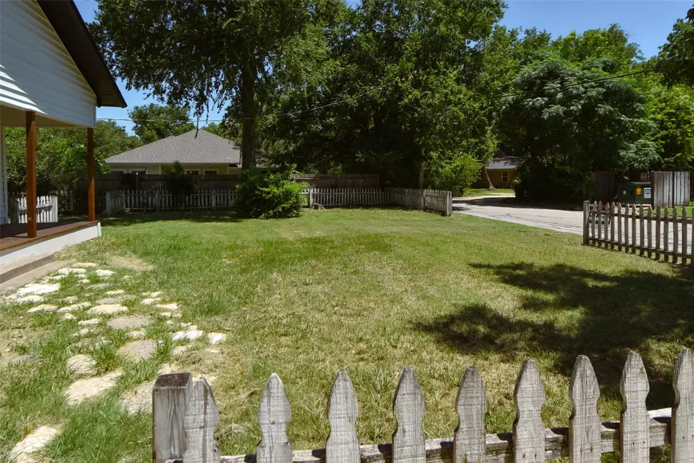 403 Gaither Street Glen Rose, TX 76043