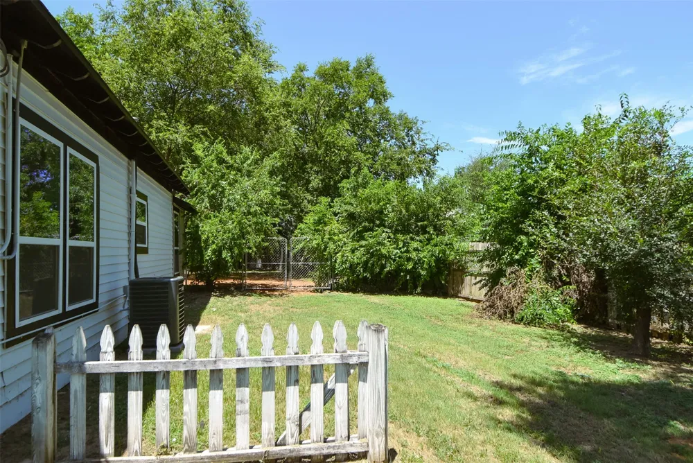 403 Gaither Street Glen Rose, TX 76043