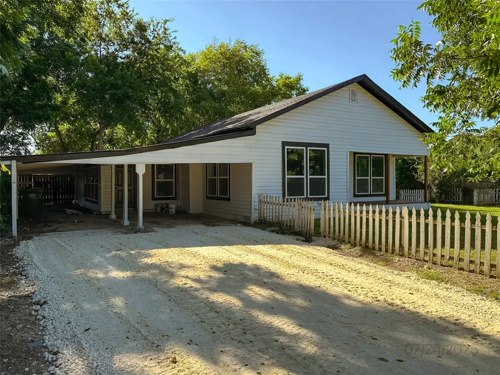 403 Gaither Street Glen Rose, TX 76043