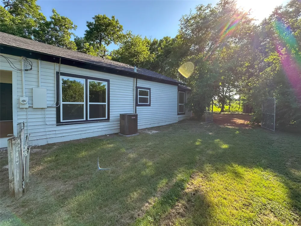 403 Gaither Street Glen Rose, TX 76043