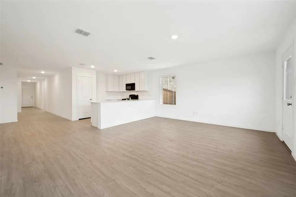 14188 Golden Bridge Drive Pilot Point, TX 76258