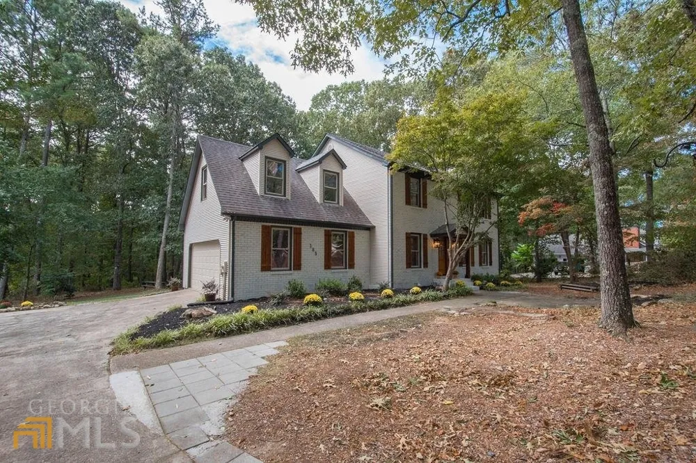 185 Chimney Springs Tyrone, GA 30290