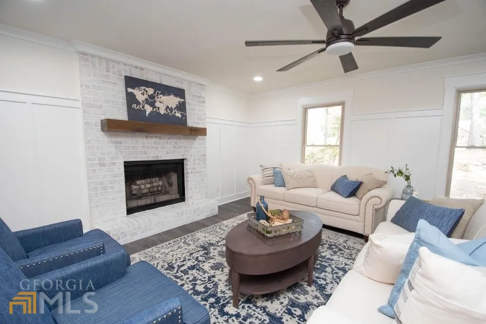 185 Chimney Springs Tyrone, GA 30290