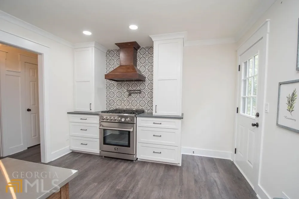185 Chimney Springs Tyrone, GA 30290
