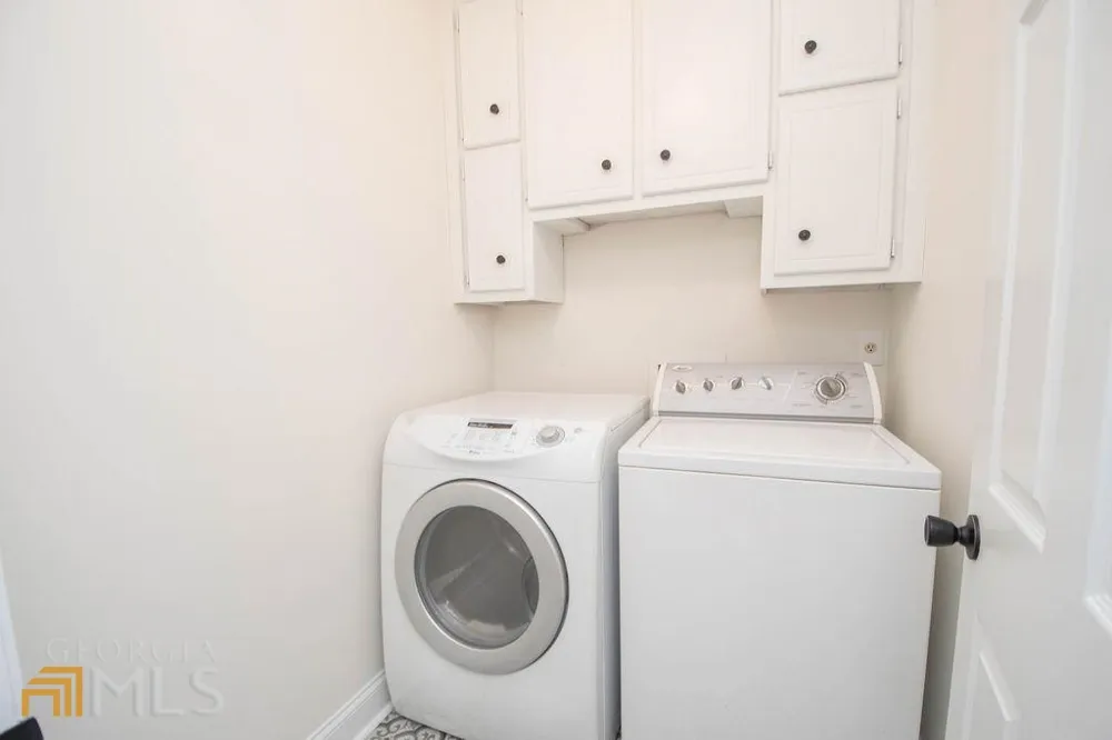 185 Chimney Springs Tyrone, GA 30290