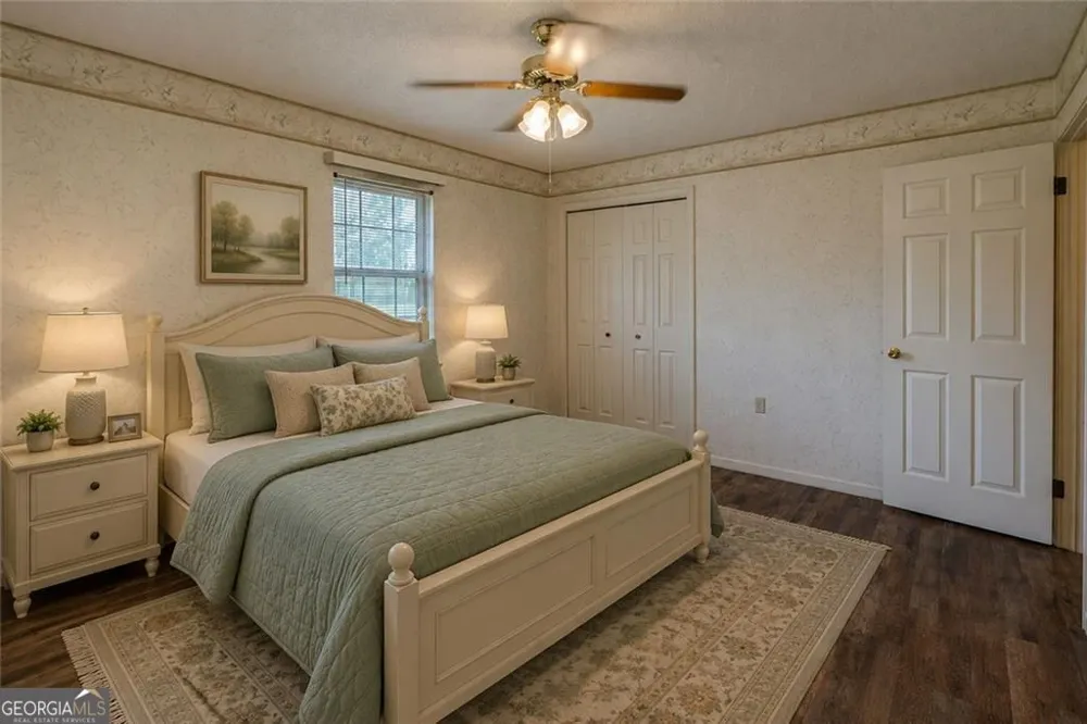 133 English ST E Douglas, GA 31535