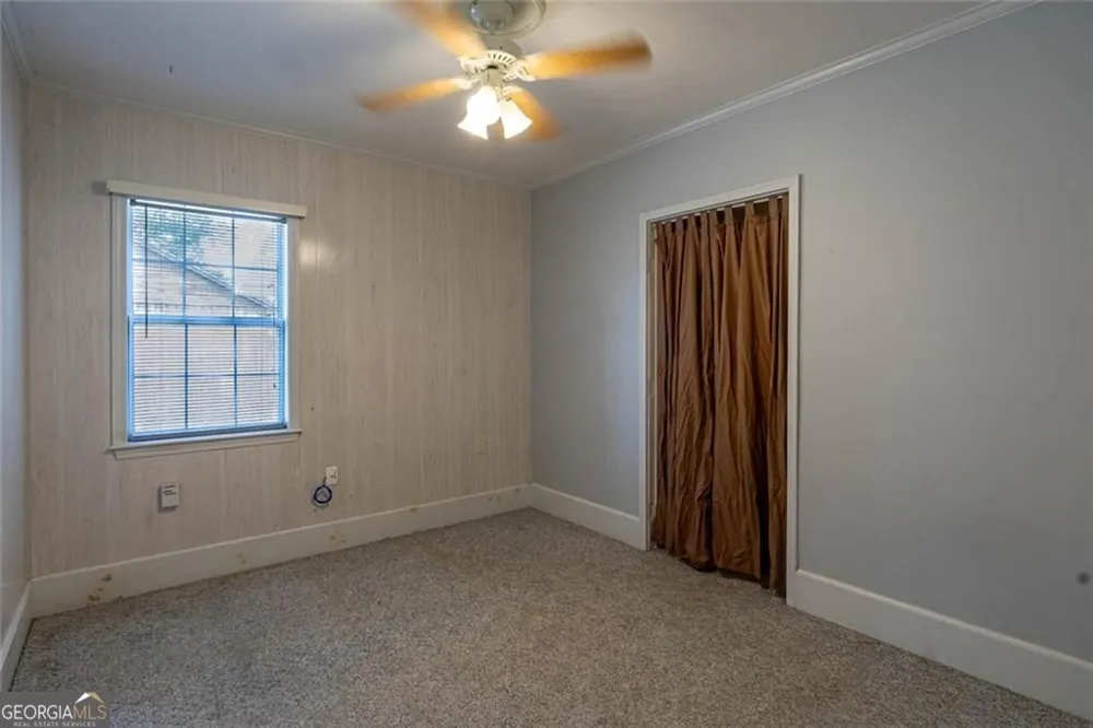 133 English ST E Douglas, GA 31535