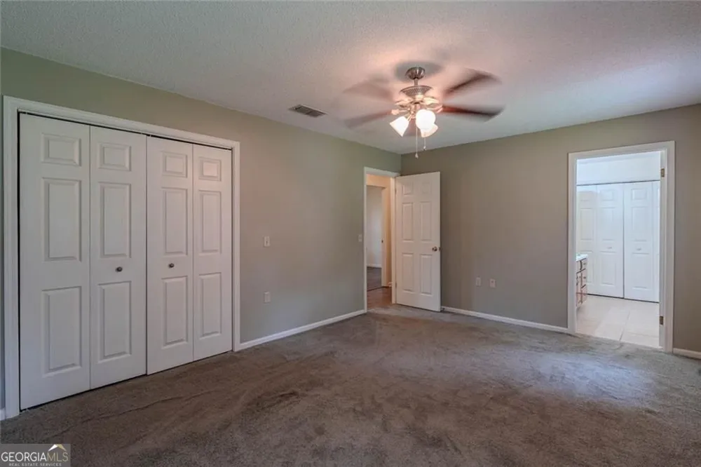 133 English ST E Douglas, GA 31535