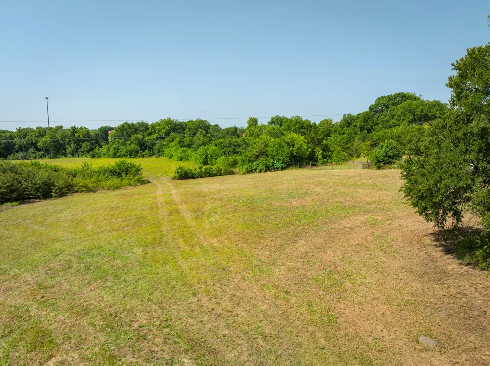 3 County Road 995 McKinney, TX 75069
