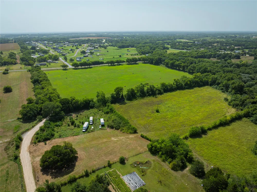 3 County Road 995 McKinney, TX 75069