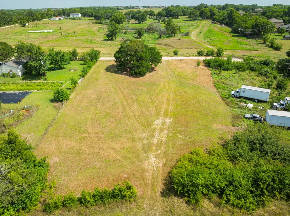 3 County Road 995 McKinney, TX 75069