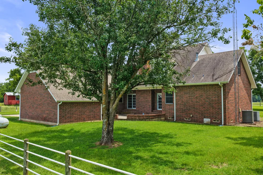 2199 County Rd 3150 Cookville, TX 75558