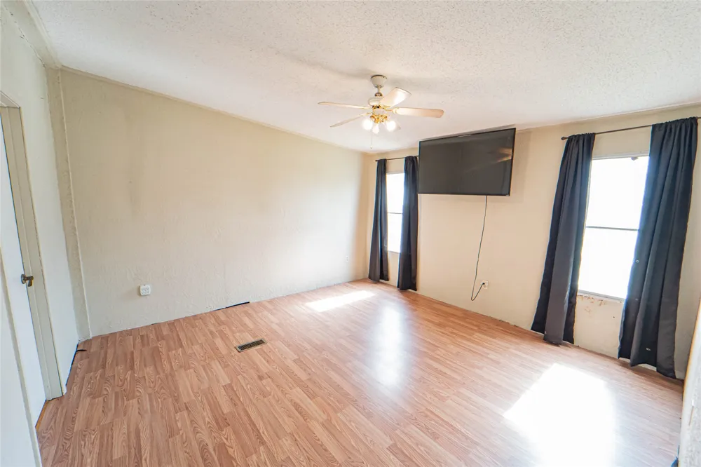 2517 County Road 215 Breckenridge, TX 76424