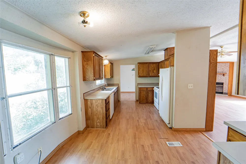 2517 County Road 215 Breckenridge, TX 76424