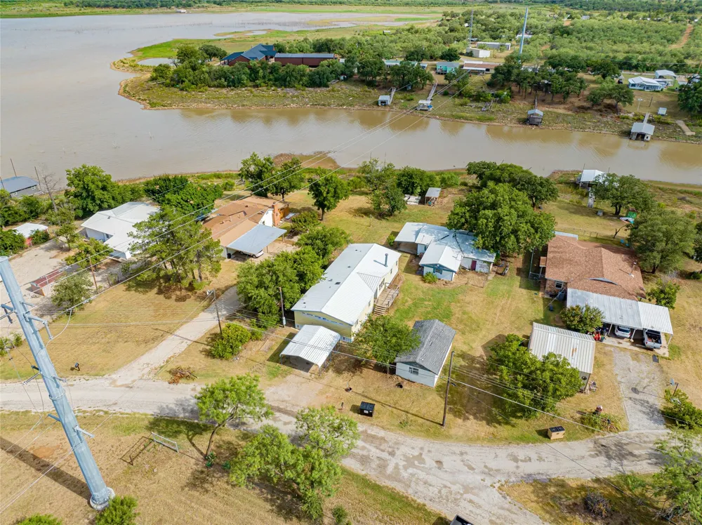 2517 County Road 215 Breckenridge, TX 76424