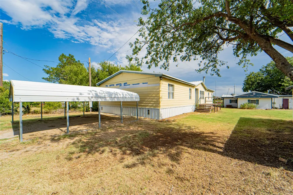 2517 County Road 215 Breckenridge, TX 76424