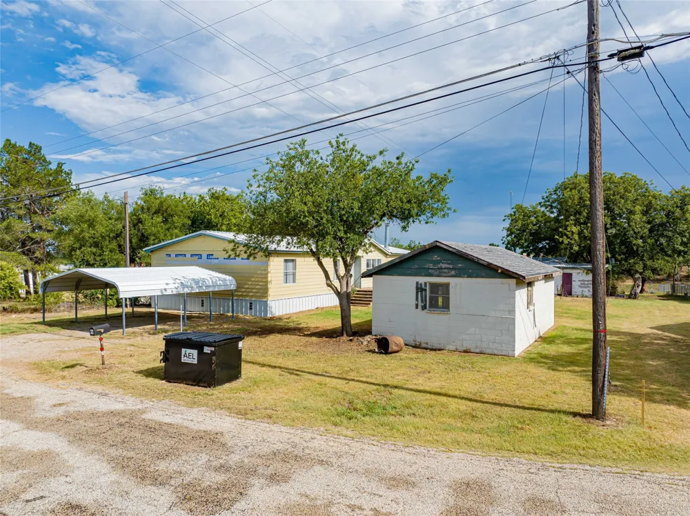 2517 County Road 215 Breckenridge, TX 76424
