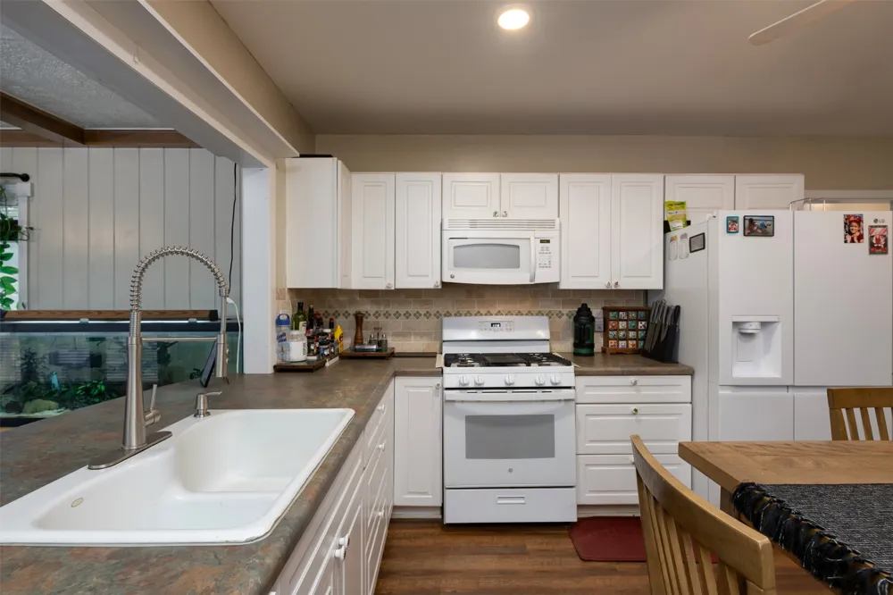 1202 NW 4th Avenue Mineral Wells, TX 76067