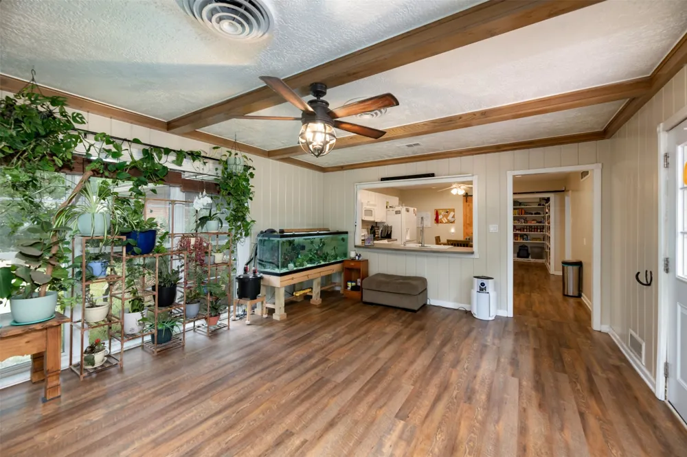 1202 NW 4th Avenue Mineral Wells, TX 76067