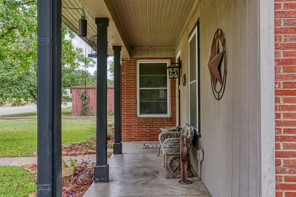 1202 NW 4th Avenue Mineral Wells, TX 76067