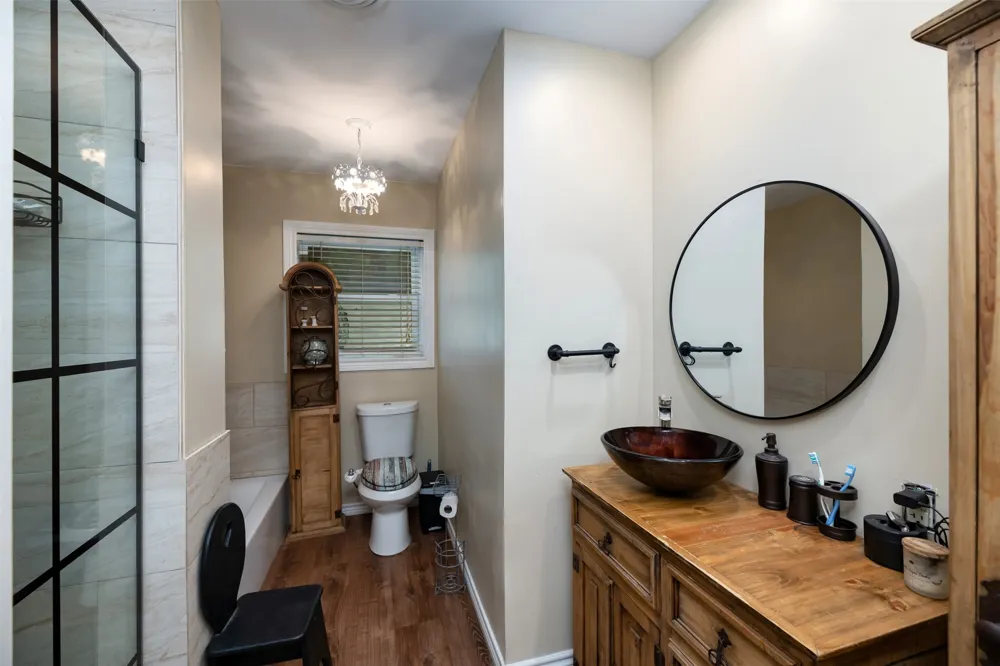1202 NW 4th Avenue Mineral Wells, TX 76067