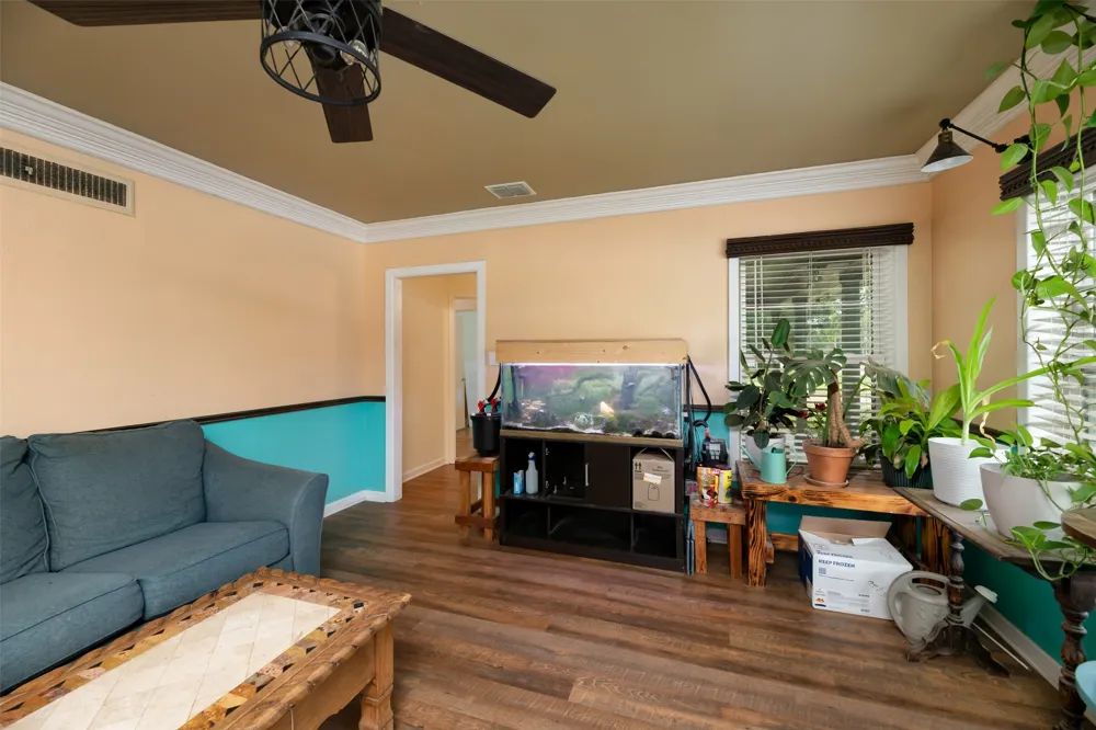 1202 NW 4th Avenue Mineral Wells, TX 76067