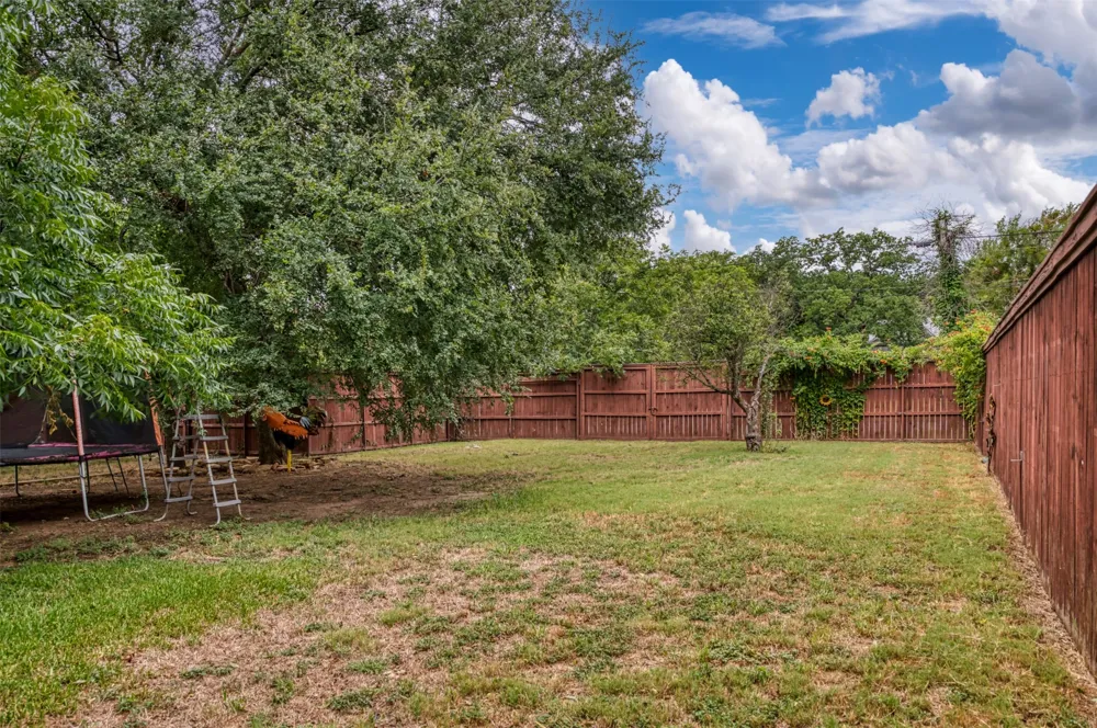 1202 NW 4th Avenue Mineral Wells, TX 76067